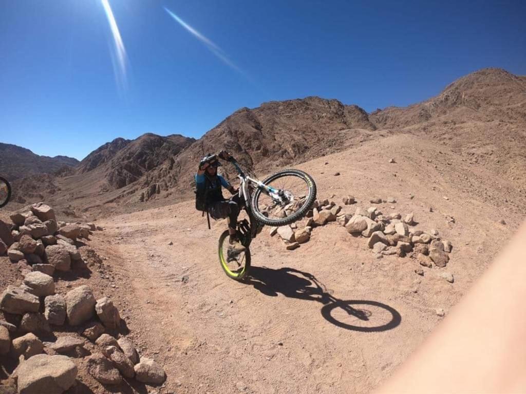Hostel Sebaii Camp السباعى كامب شاطئ الترابين بجوار ويت بالس Nuweiba` Exteriér fotografie
