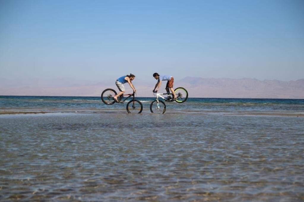 Hostel Sebaii Camp السباعى كامب شاطئ الترابين بجوار ويت بالس Nuweiba` Exteriér fotografie
