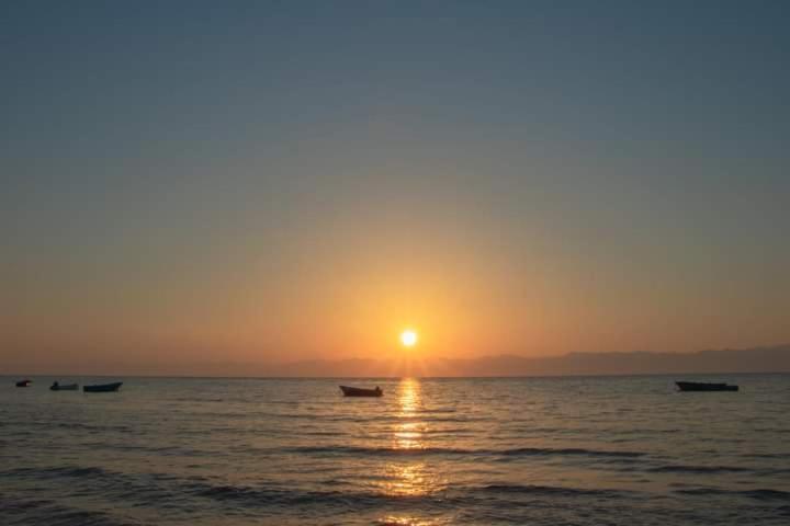 Hostel Sebaii Camp السباعى كامب شاطئ الترابين بجوار ويت بالس Nuweiba` Exteriér fotografie